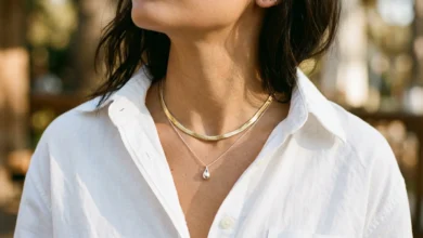 How to Mix Gold and Silver Jewelry